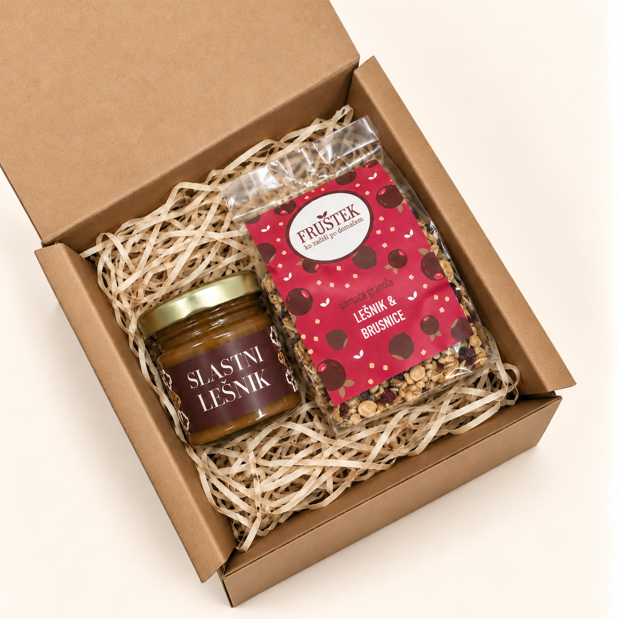 Mali paket "Lešnik in brusnica"